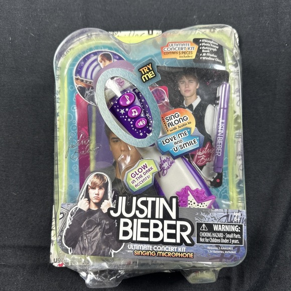 Other - Justin Bieber Ultimate Concert Kit With Singing Microphone